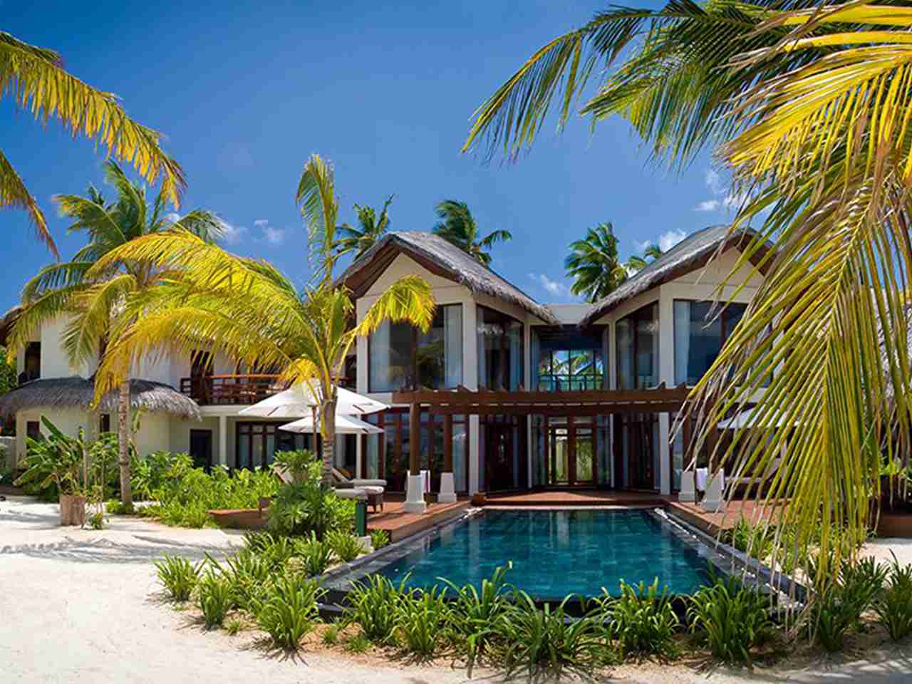Constance Halaveli Maldives Presidential villa