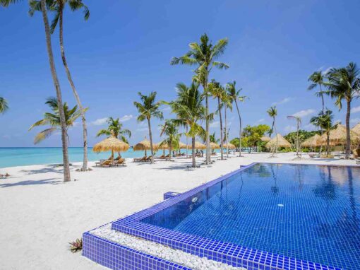 Emerald Maldives Resort & Spa piscina