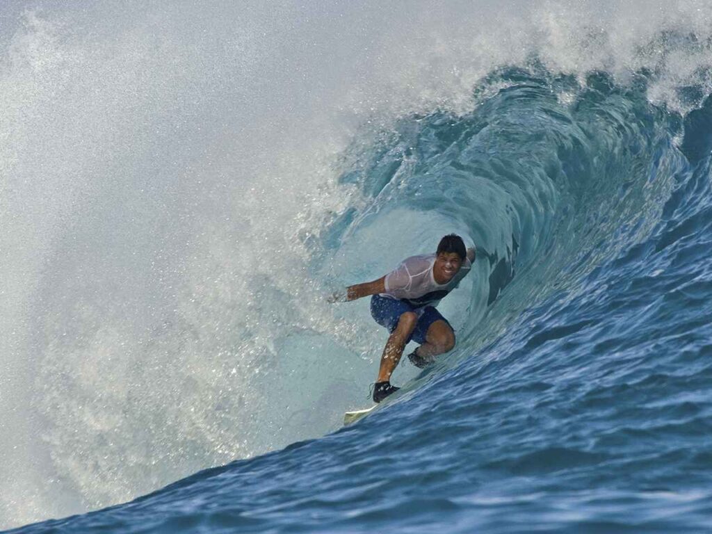 Anantara Dhigu Maldives Resort surf