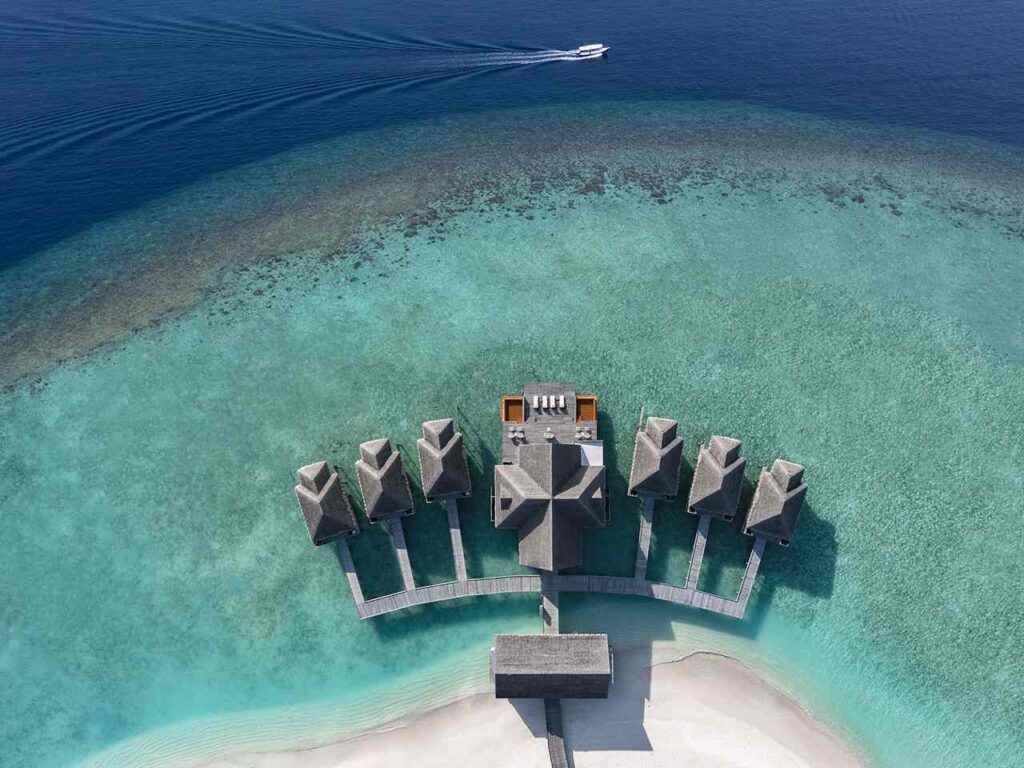 Anantara Kihavah Maldives Villas Resort