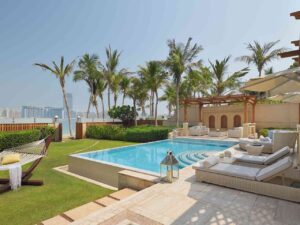 One&Only The Palm Dubai Villa Terrace with Pool