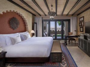 Qasr Al Sarab Desert Resort by Anantara Suite Bedroom