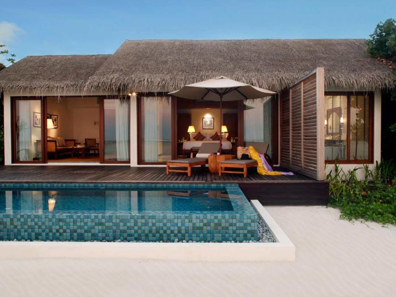 The Residence Maldives Beach pool Villa