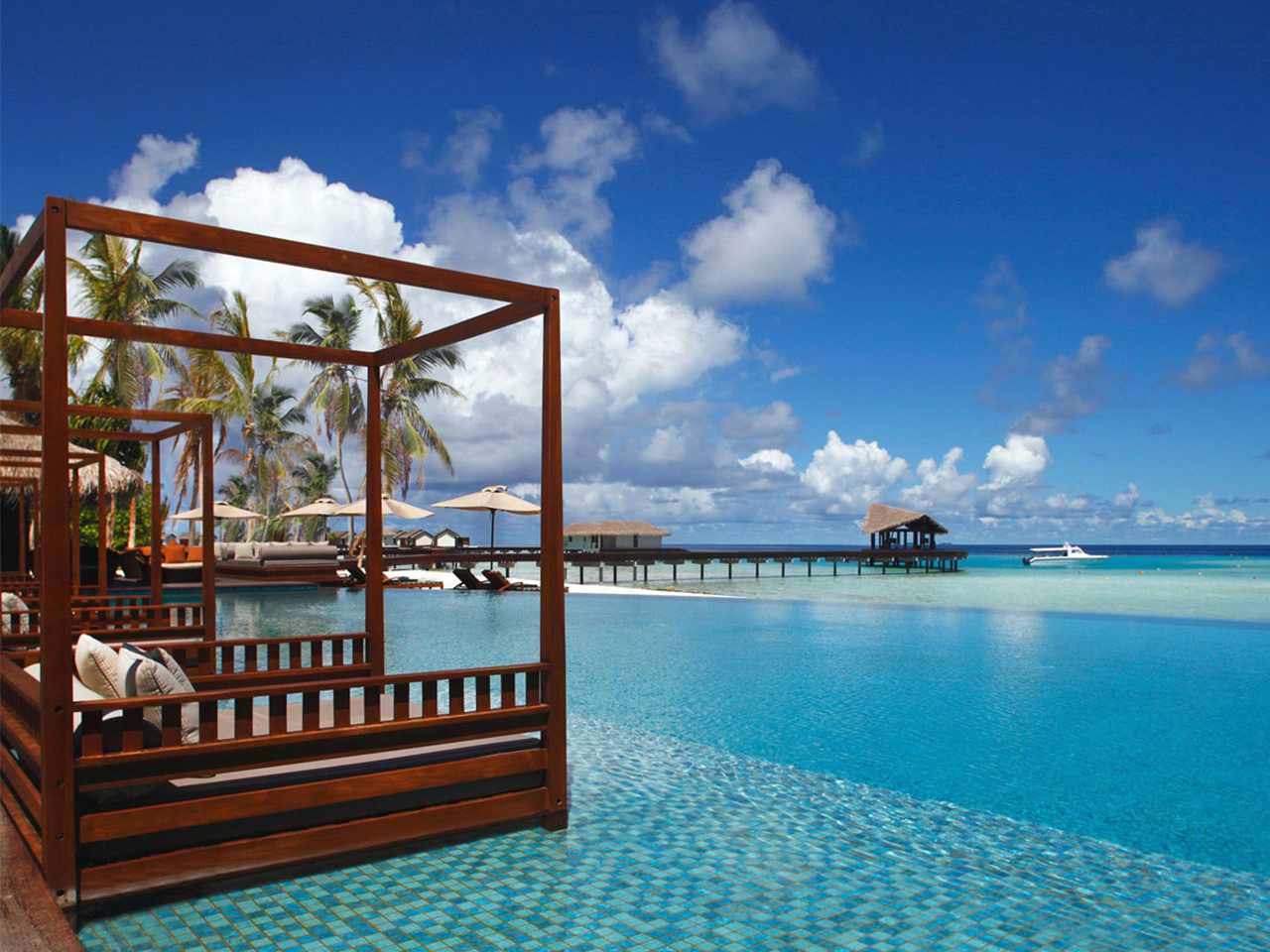 The Residence Maldives piscina
